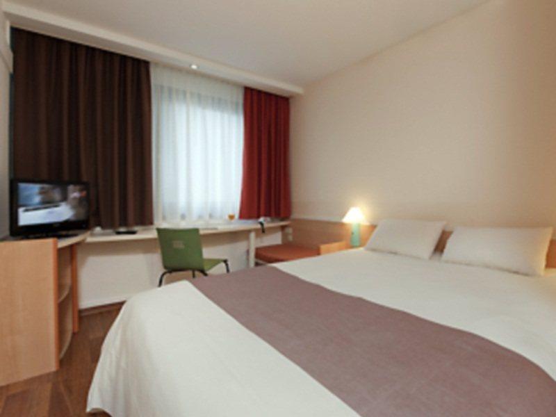 Ibis Nuernberg City Am Plaerrer Eksteriør billede